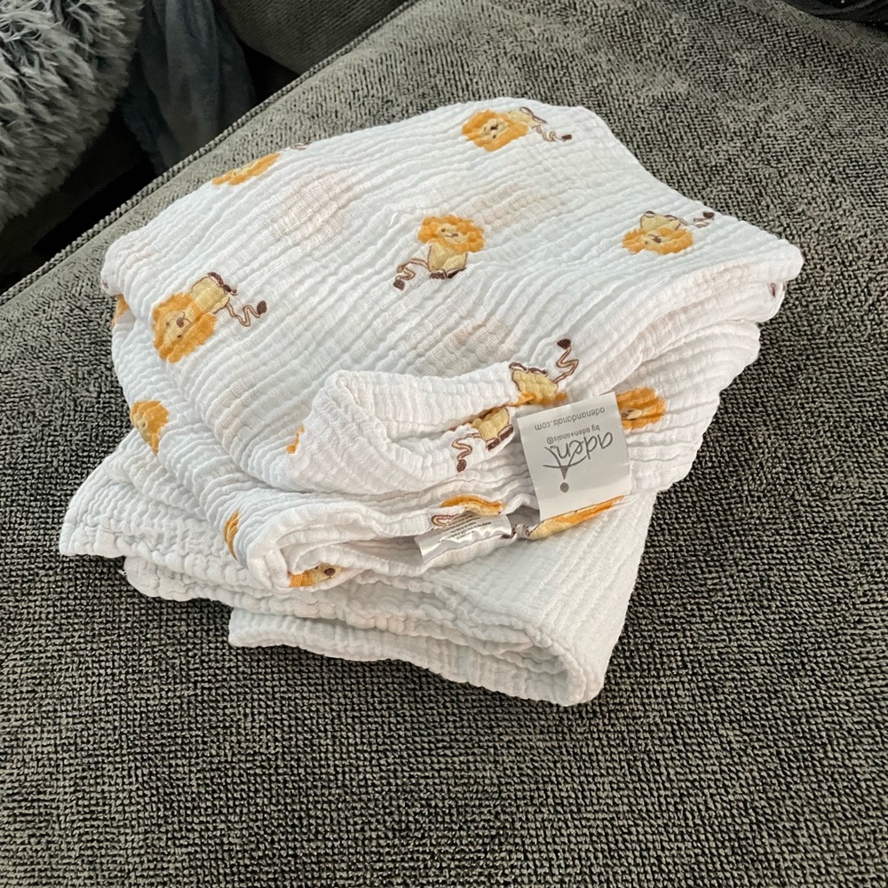 Aden baby swaddel blankets